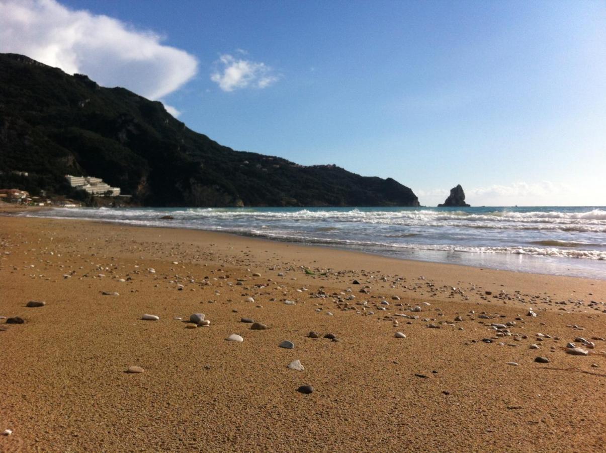 Sandy Coast Hospitality Lägenhet Agios Gordios  Exteriör bild