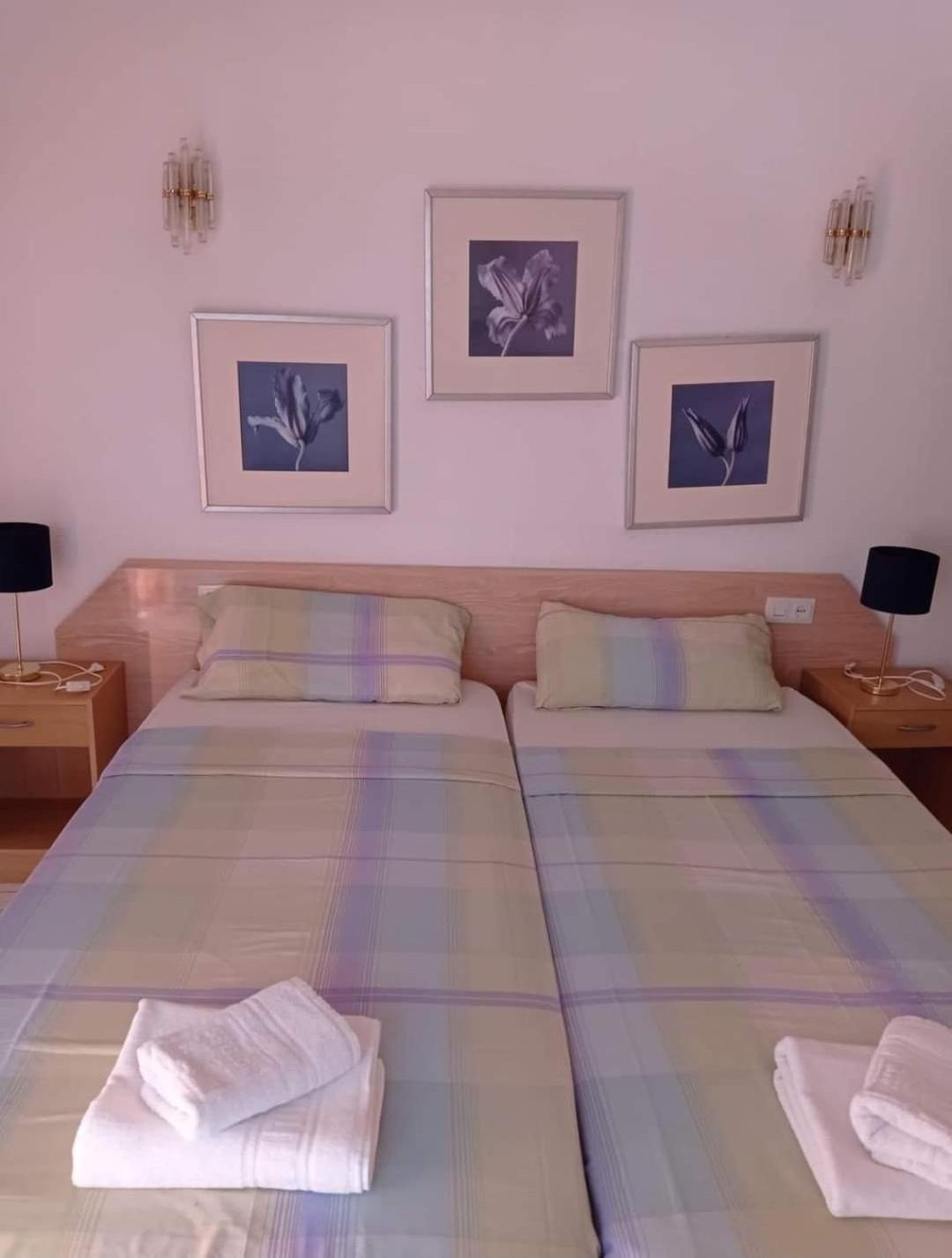Sandy Coast Hospitality Lägenhet Agios Gordios  Exteriör bild